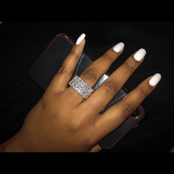 Emerald Cut Stones TCW 8.5Ct Eternity Band Ring - Picture 7 of 14